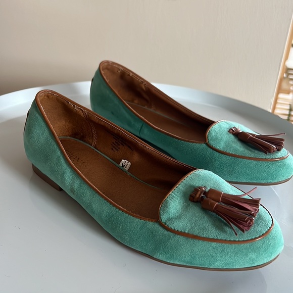 Merona Teal Suede Flats Size 5.5 - Picture 2 of 5